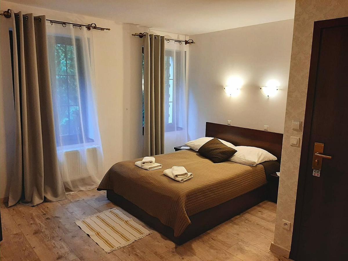 Dworek Złoty Róg Hotel i Restauracja Kraków Zewnętrze zdjęcie