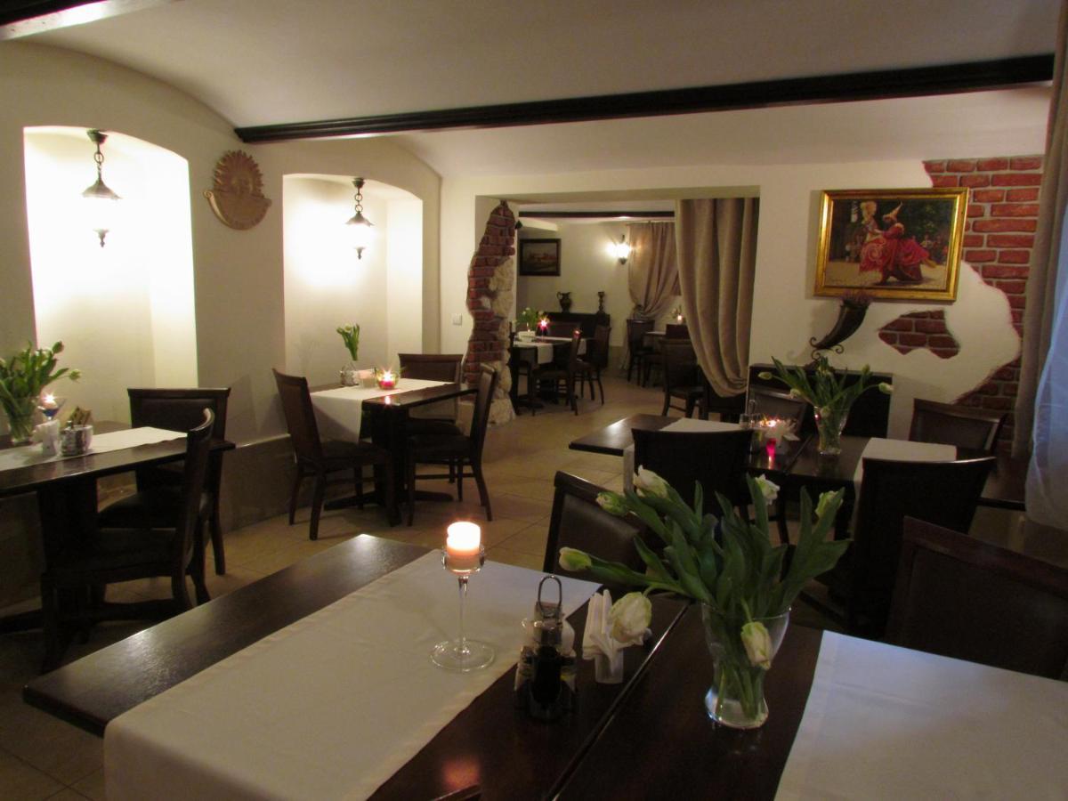 Dworek Złoty Róg Hotel i Restauracja Kraków Zewnętrze zdjęcie